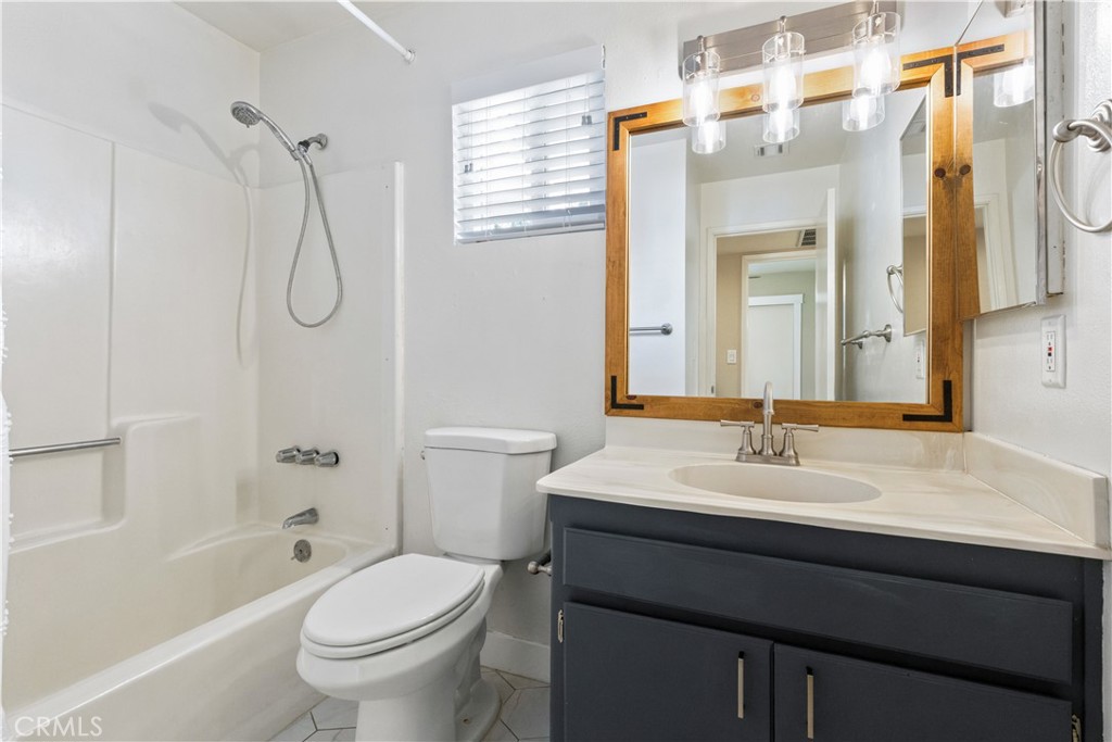 675 Golden Meadow Dr, Paso Robles, CA 93446