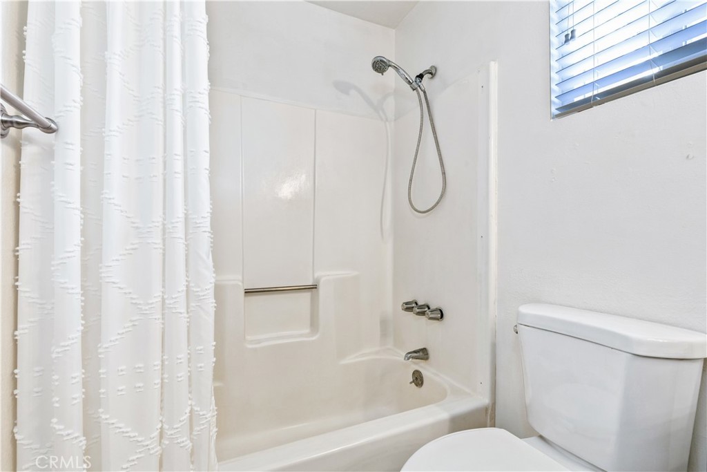 675 Golden Meadow Dr, Paso Robles, CA 93446