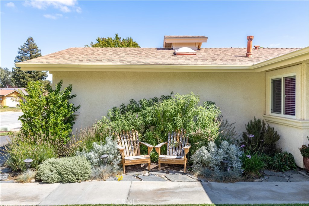 675 Golden Meadow Dr, Paso Robles, CA 93446