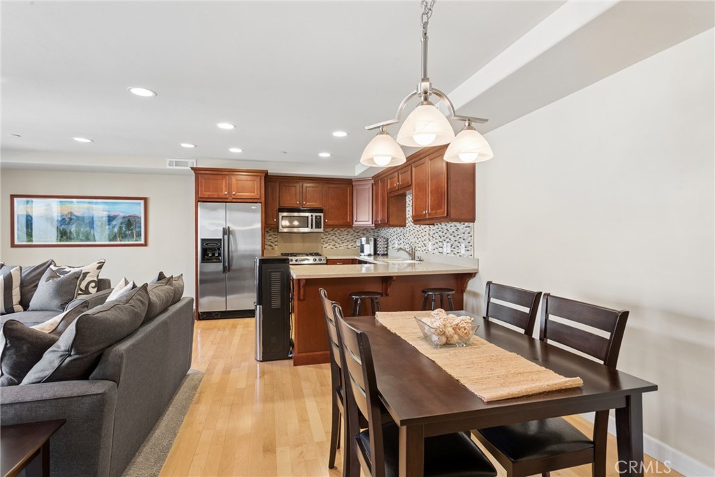 525 Bello St, Pismo Beach, CA 93449
