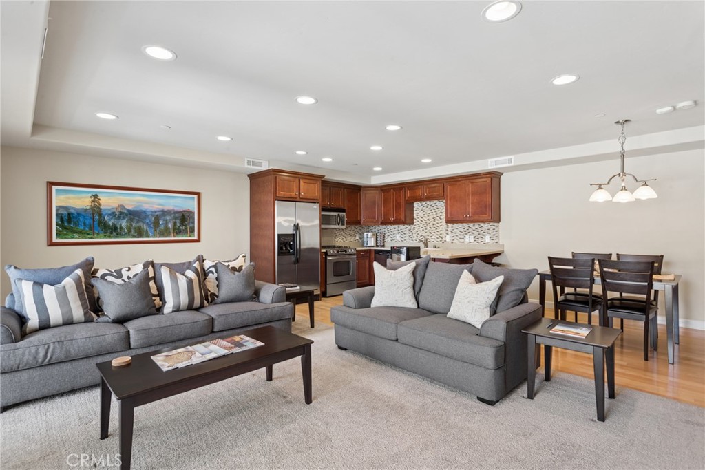 525 Bello St, Pismo Beach, CA 93449