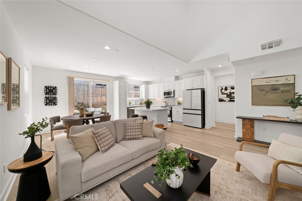 903 Harvest St, San Luis Obispo, CA 93405