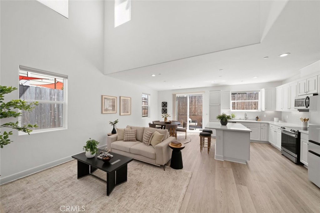 903 Harvest St, San Luis Obispo, CA 93405