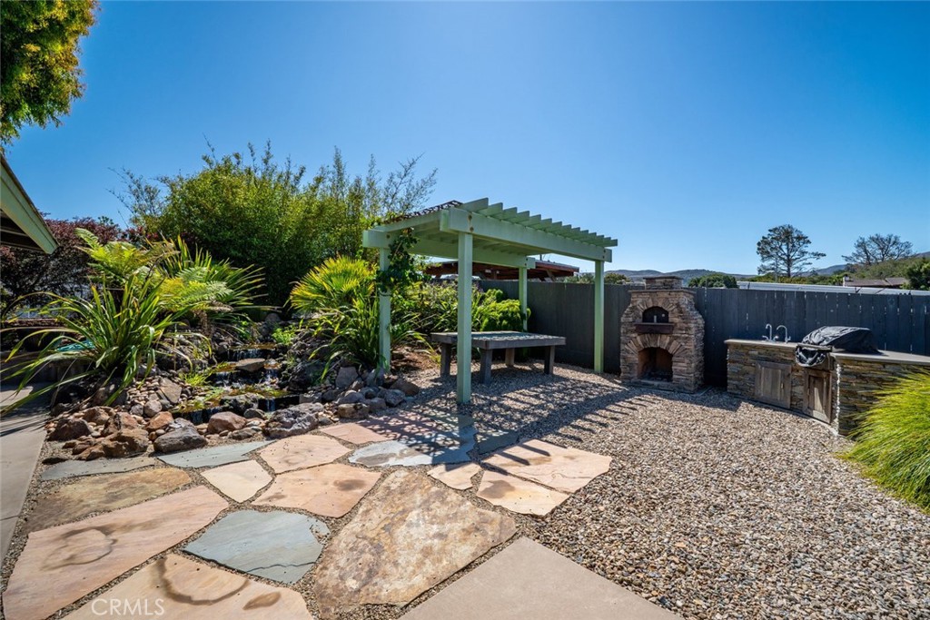 1301 Los Osos Valley Rd, Los Osos, CA 93402