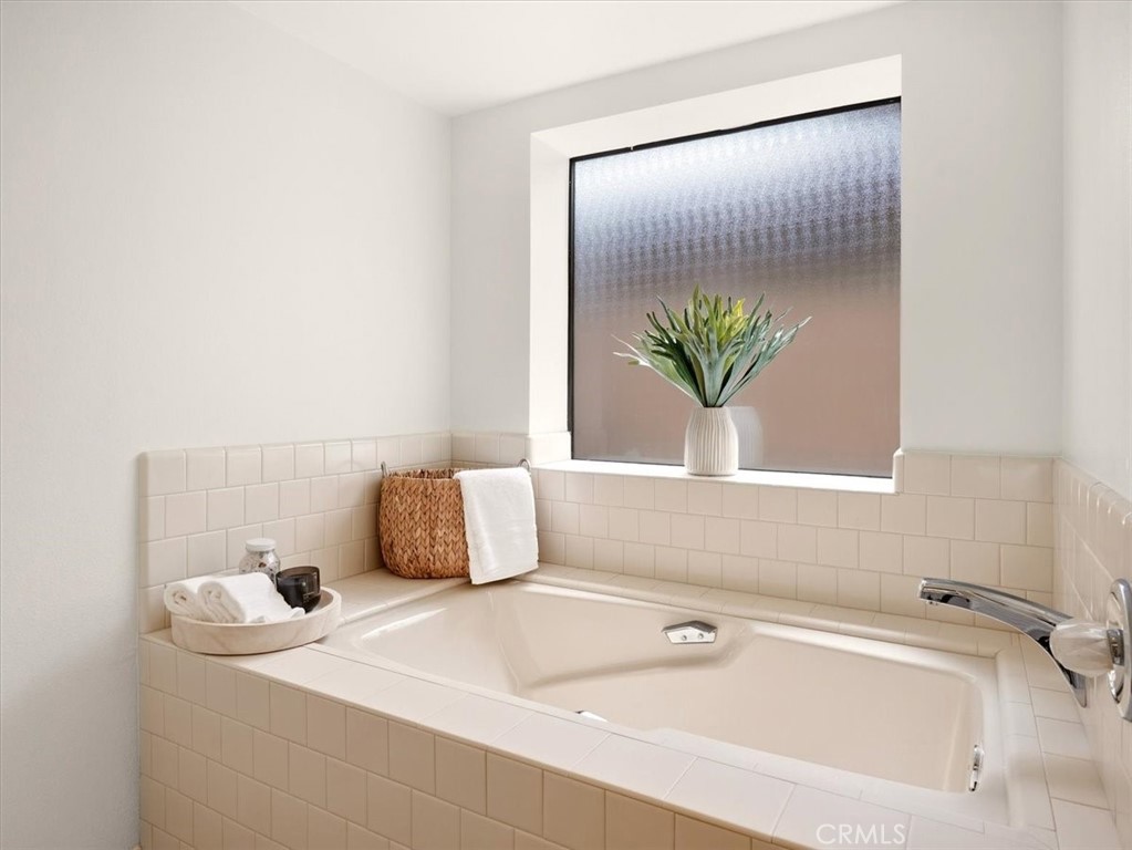 1490 Descanso #9, San Luis Obispo, CA 93405