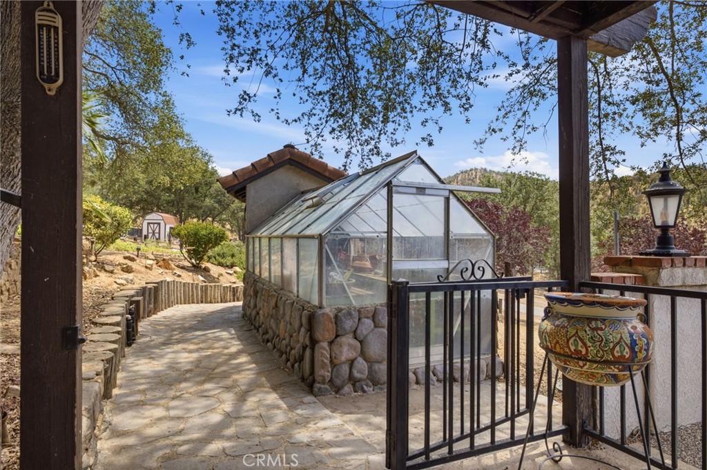 9836 Hwy 155, Glennville, CA 93226
