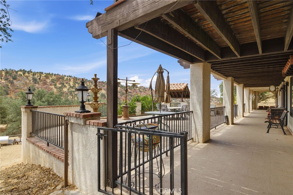 9836 Hwy 155, Glennville, CA 93226