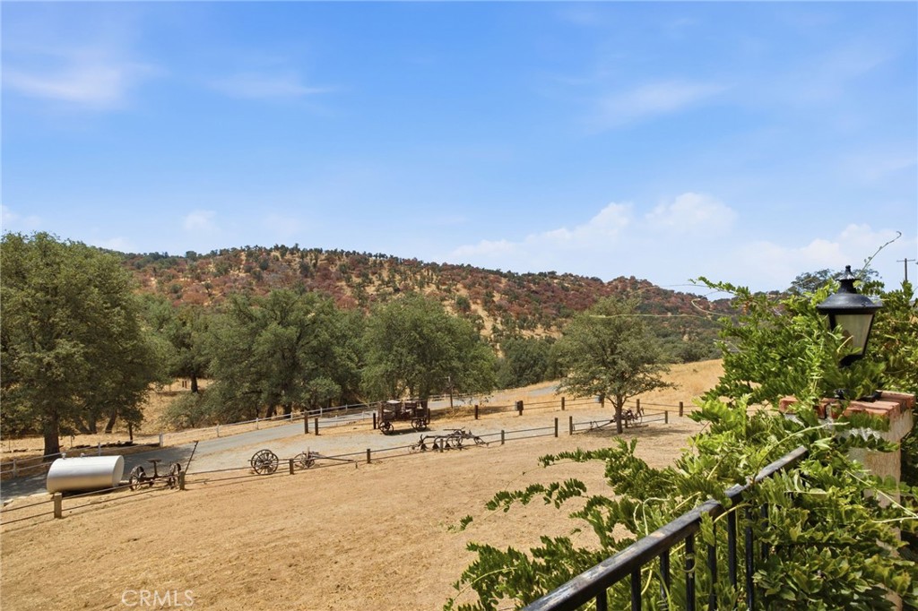 9836 Hwy 155, Glennville, CA 93226