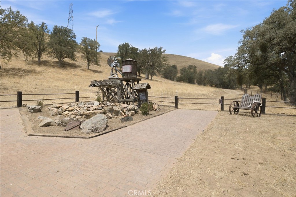 9836 Hwy 155, Glennville, CA 93226