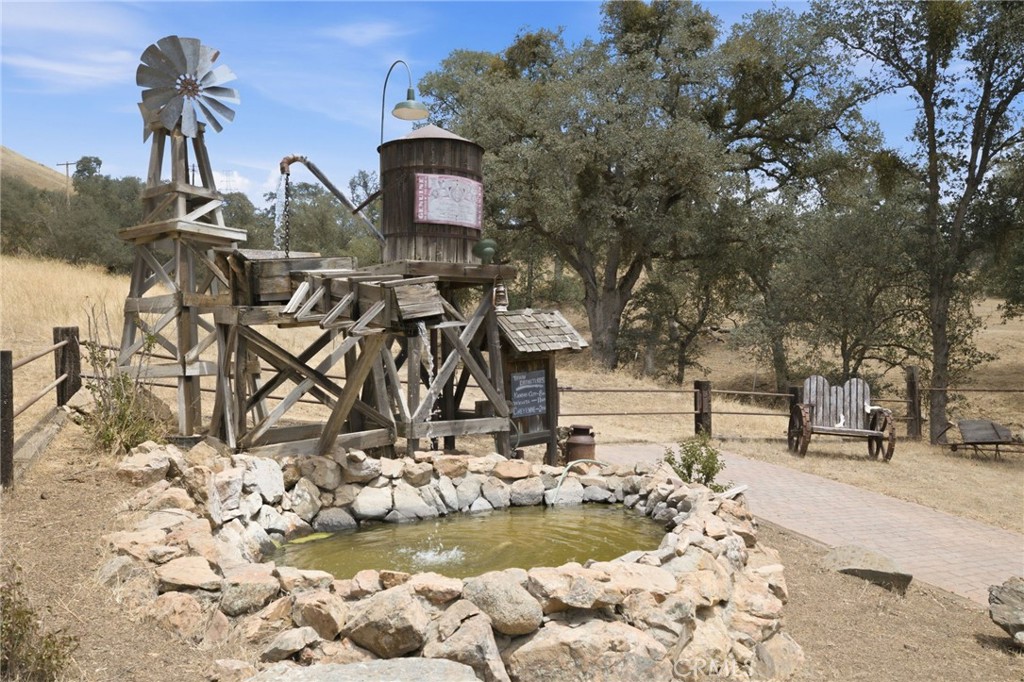 9836 Hwy 155, Glennville, CA 93226