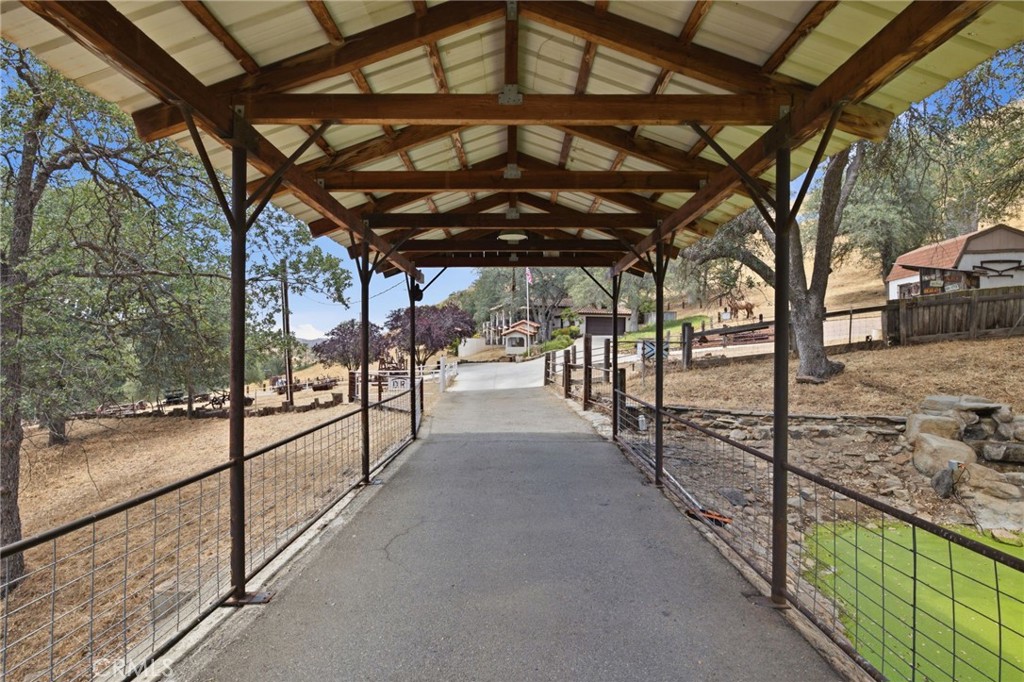 9836 Hwy 155, Glennville, CA 93226