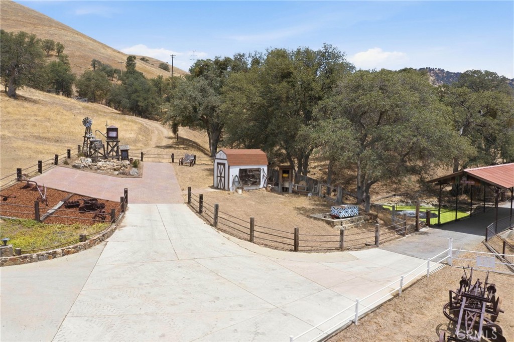 9836 Hwy 155, Glennville, CA 93226