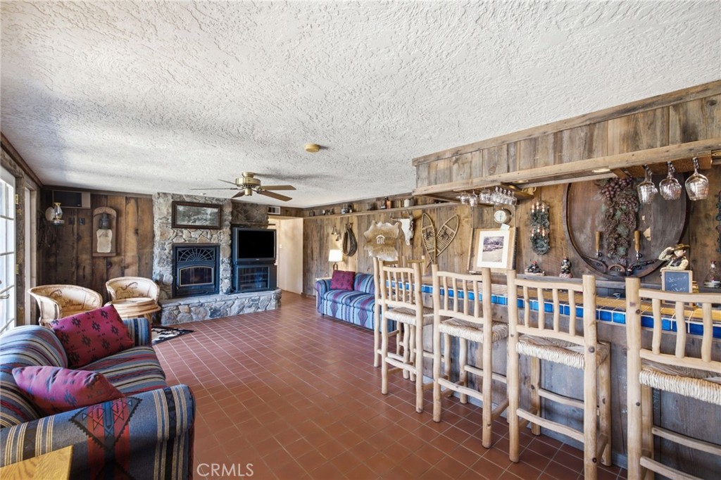 9836 Hwy 155, Glennville, CA 93226