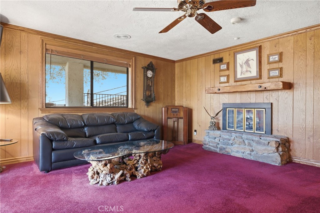 9836 Hwy 155, Glennville, CA 93226