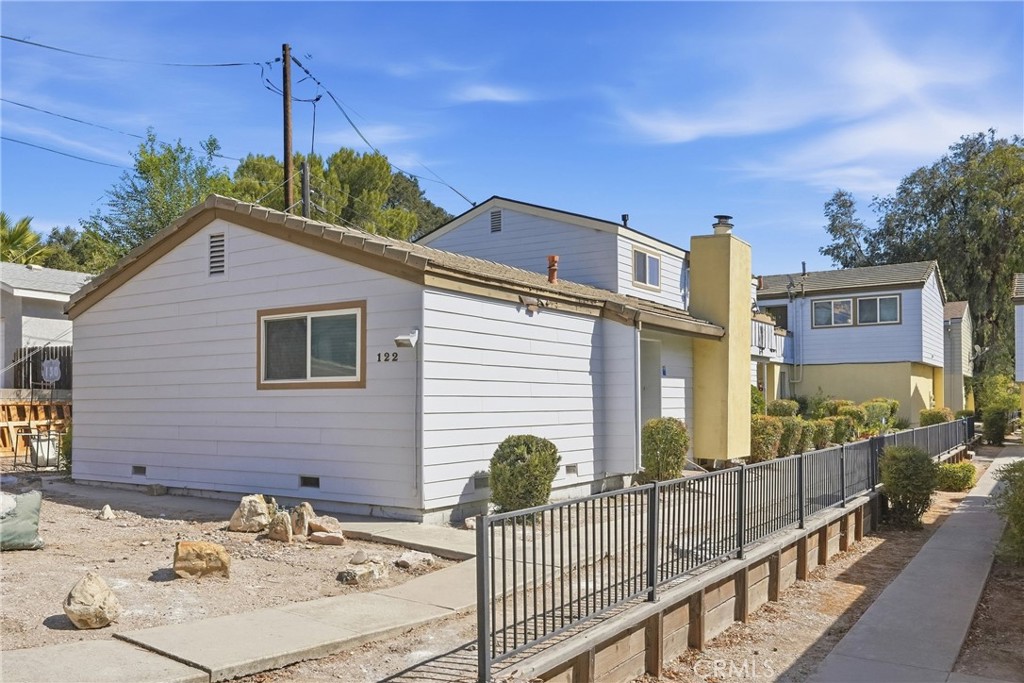 111 Oak, Paso Robles, CA 93446