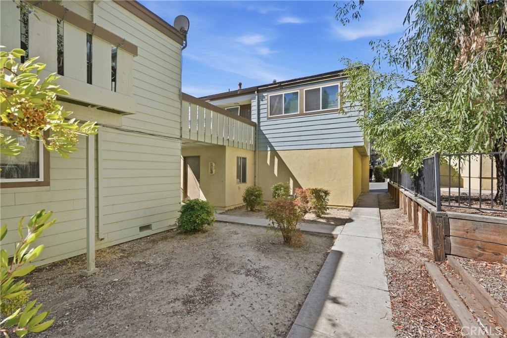 111 Oak, Paso Robles, CA 93446