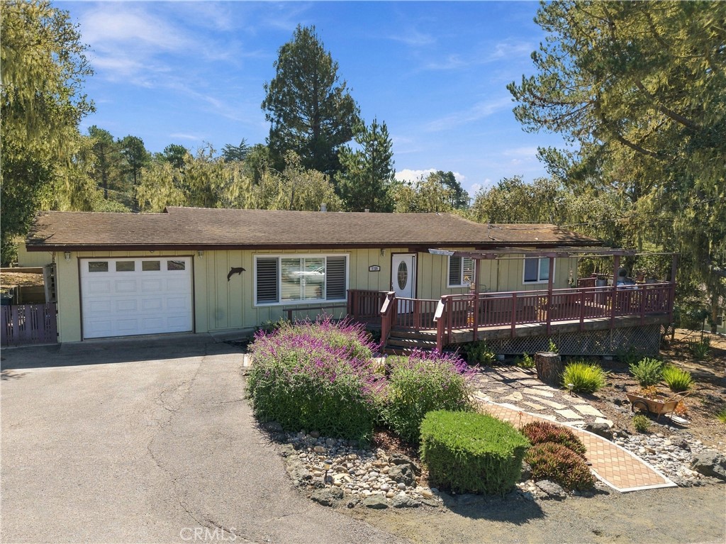 1150 Kenneth Drive, Cambria, CA 93428