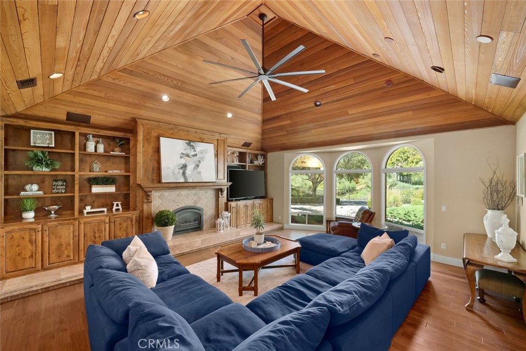 6835 Avila Valley Dr, San Luis Obispo, CA 93405
