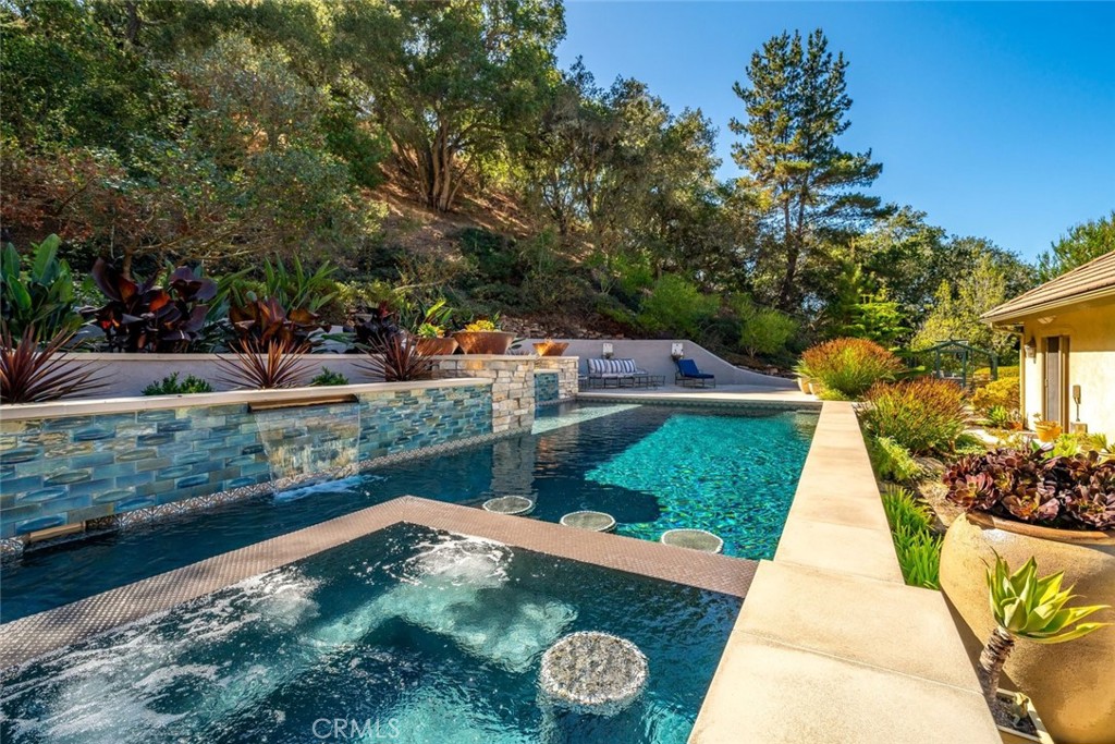 6835 Avila Valley Dr, San Luis Obispo, CA 93405