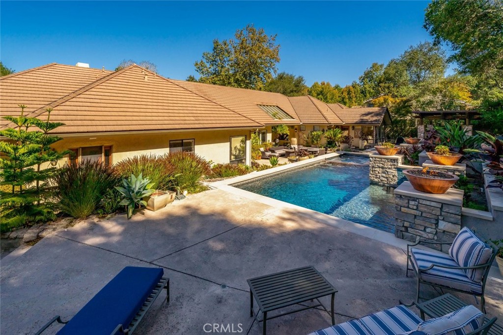 6835 Avila Valley Dr, San Luis Obispo, CA 93405