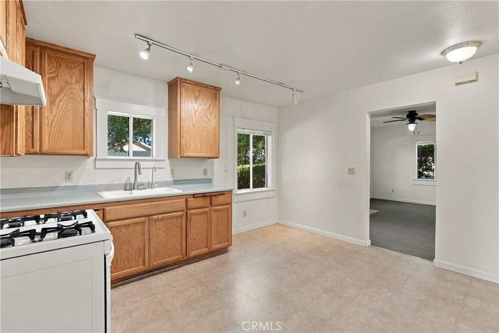 5080 Palma, Atascadero, CA 93422