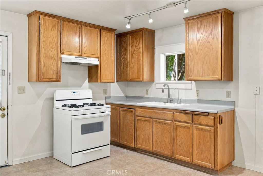 5080 Palma, Atascadero, CA 93422
