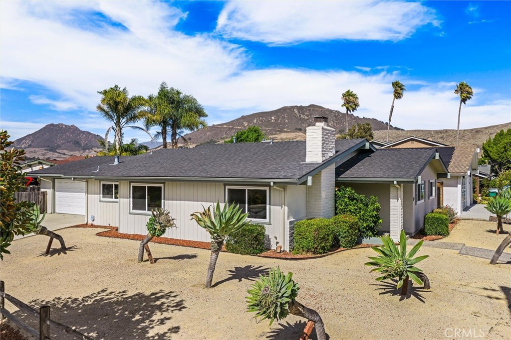 1284 Oceanaire Dr, San Luis Obispo, CA 93405