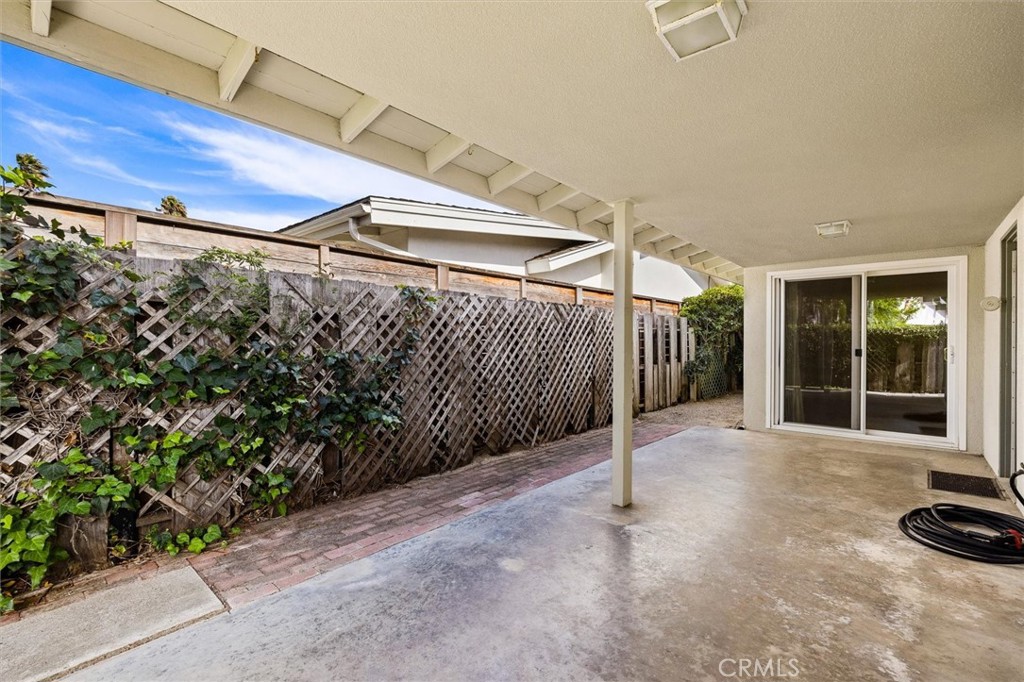 1284 Oceanaire Dr, San Luis Obispo, CA 93405