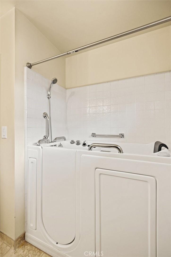 1284 Oceanaire Dr, San Luis Obispo, CA 93405