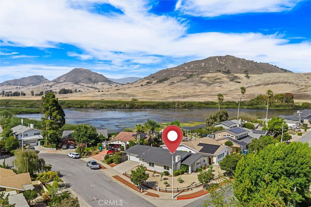 1284 Oceanaire Dr, San Luis Obispo, CA 93405