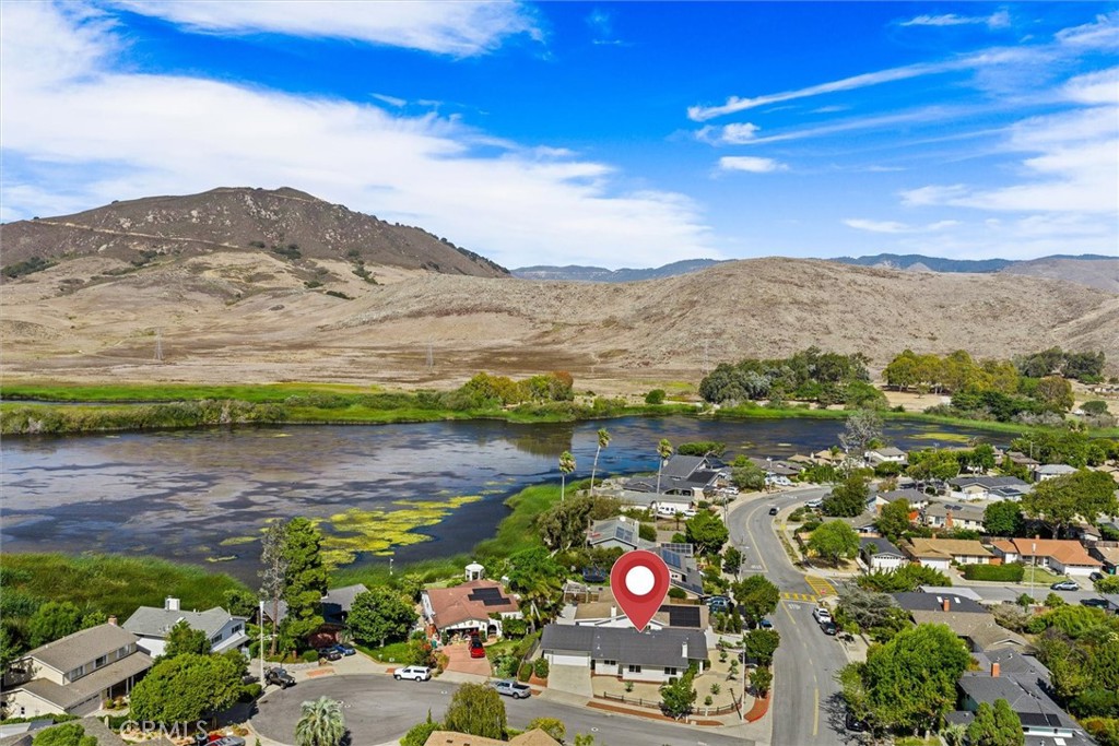 1284 Oceanaire Dr, San Luis Obispo, CA 93405