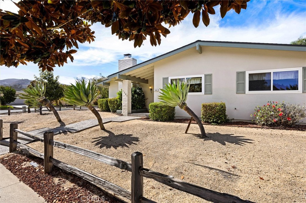 1284 Oceanaire Dr, San Luis Obispo, CA 93405