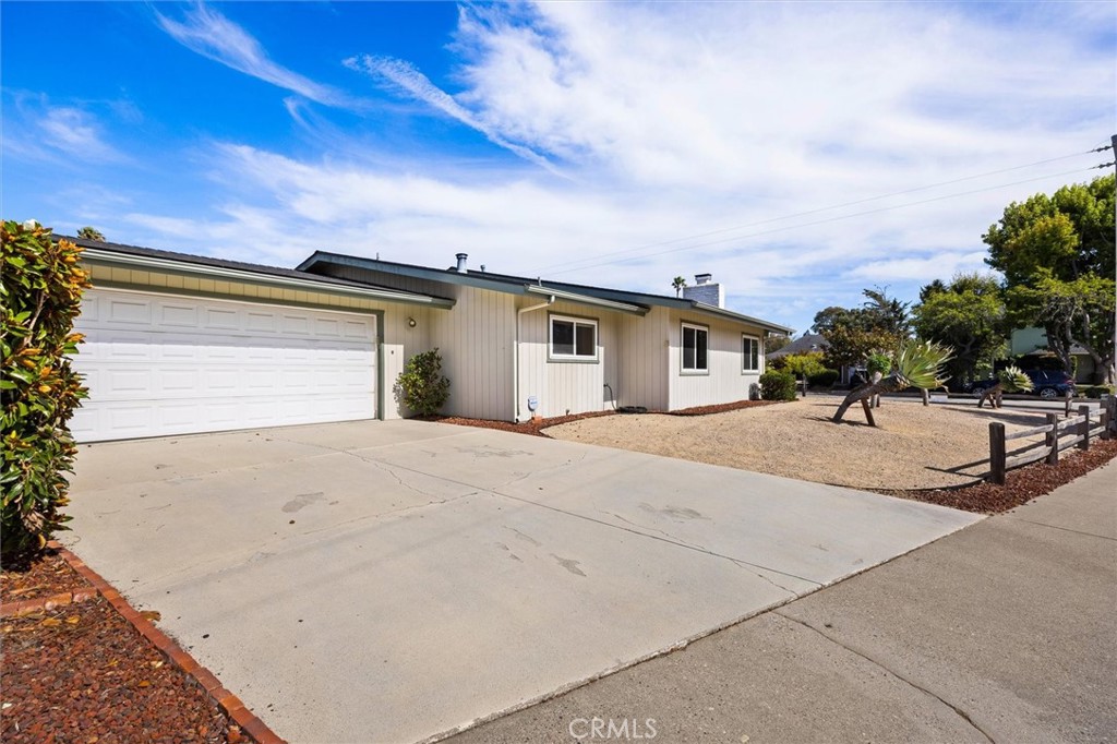 1284 Oceanaire Dr, San Luis Obispo, CA 93405