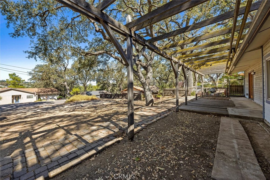 5265 Magdalena Ave, Atascadero, CA 93422