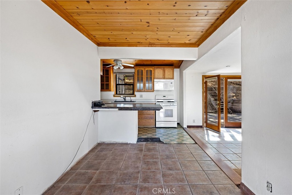 5265 Magdalena Ave, Atascadero, CA 93422