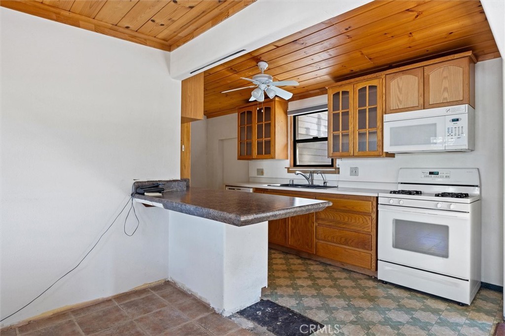 5265 Magdalena Ave, Atascadero, CA 93422