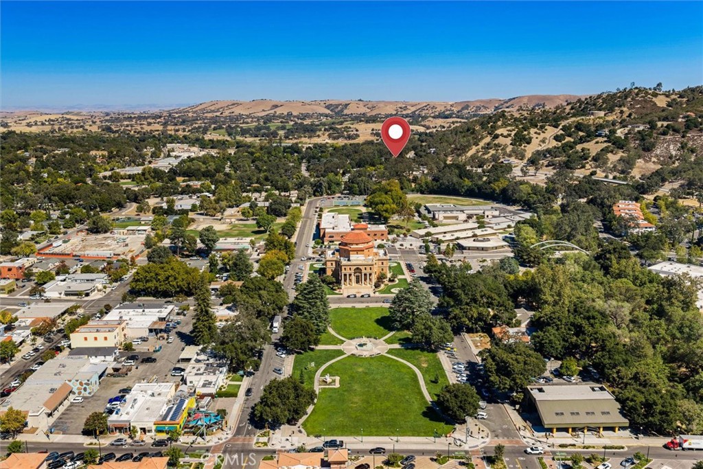 5265 Magdalena Ave, Atascadero, CA 93422