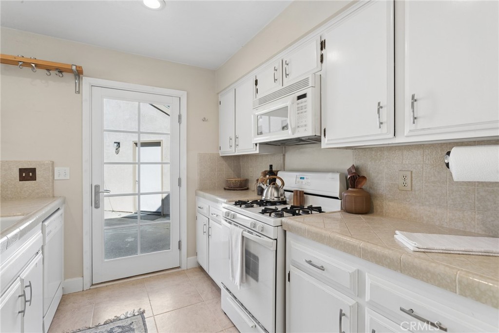 1106 Oceanaire #1, San Luis Obispo, CA 93405