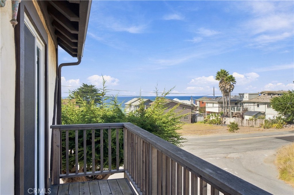 310 Cambridge St, Cambria, CA 93428