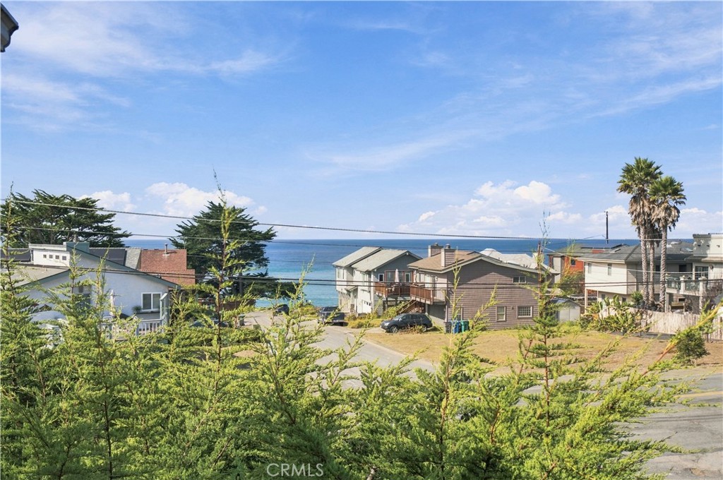 310 Cambridge St, Cambria, CA 93428