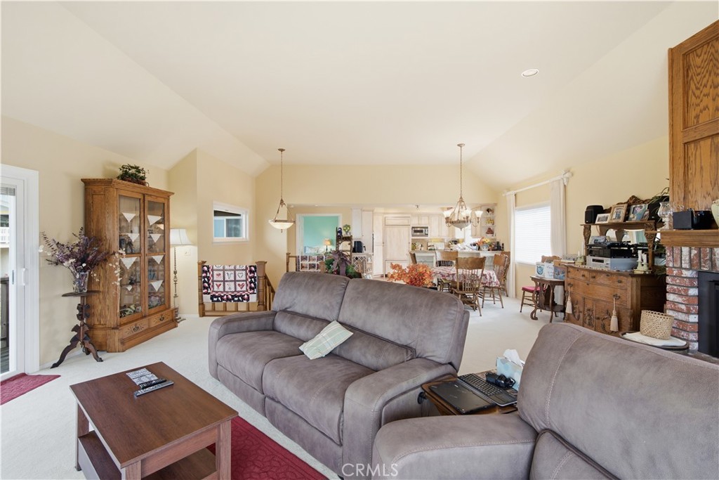 310 Cambridge St, Cambria, CA 93428
