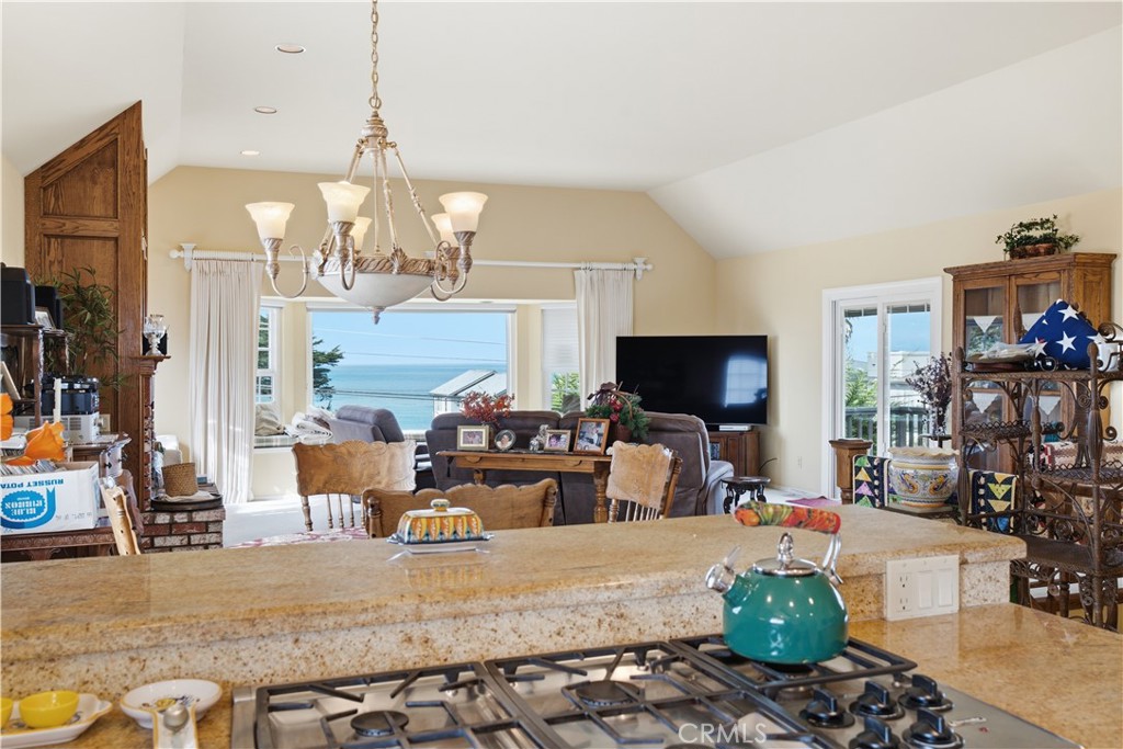 310 Cambridge St, Cambria, CA 93428