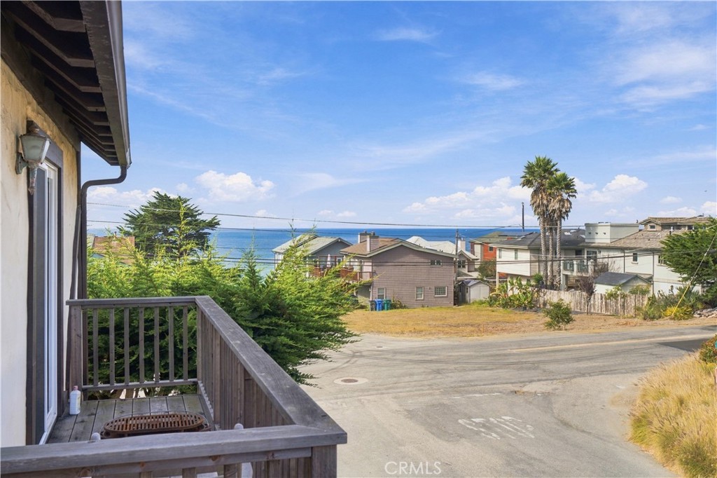 310 Cambridge St, Cambria, CA 93428