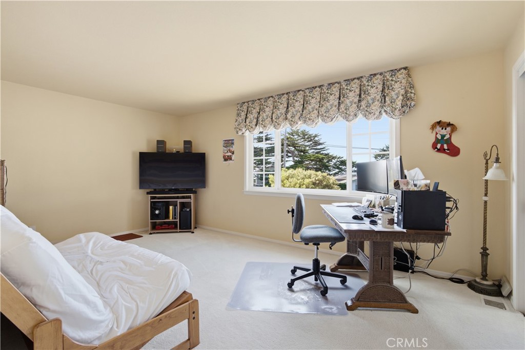310 Cambridge St, Cambria, CA 93428