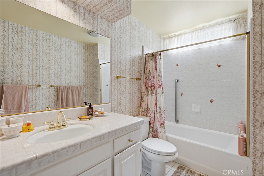 310 Cambridge St, Cambria, CA 93428