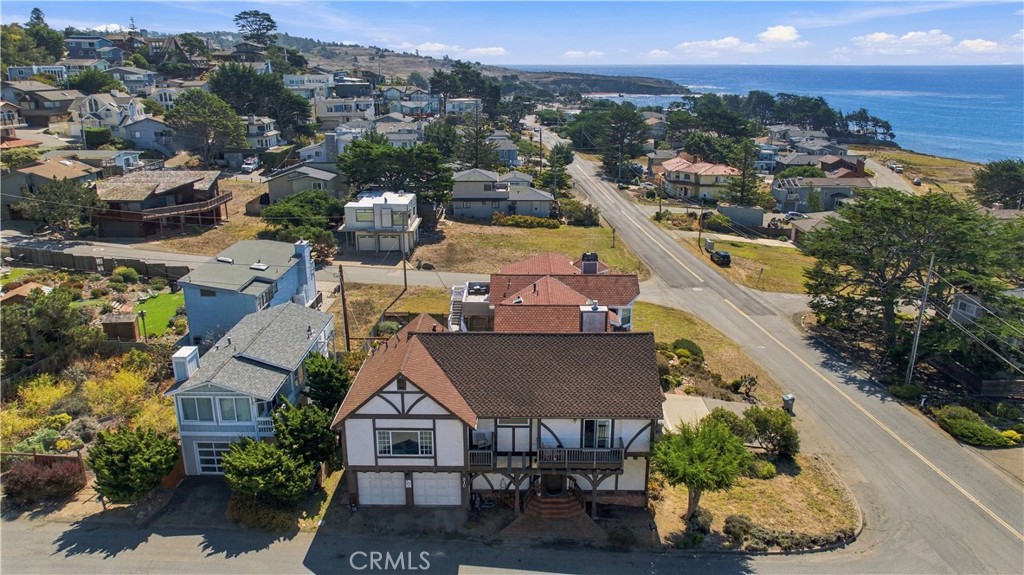 310 Cambridge St, Cambria, CA 93428