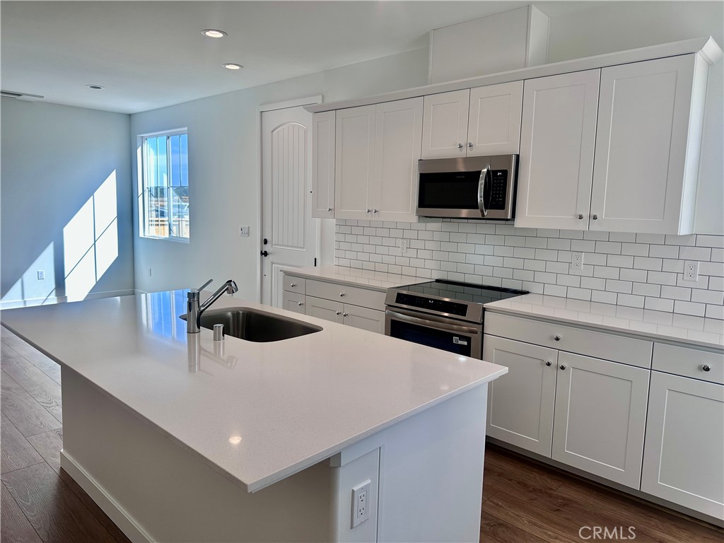 282 Memphis Belle Way, San Luis Obispo, CA 93401