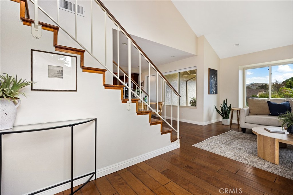 833 Escuela Ct, San Luis Obispo, CA 93405