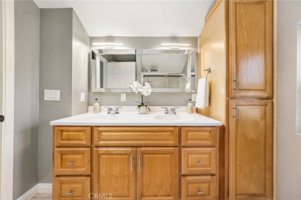 833 Escuela Ct, San Luis Obispo, CA 93405