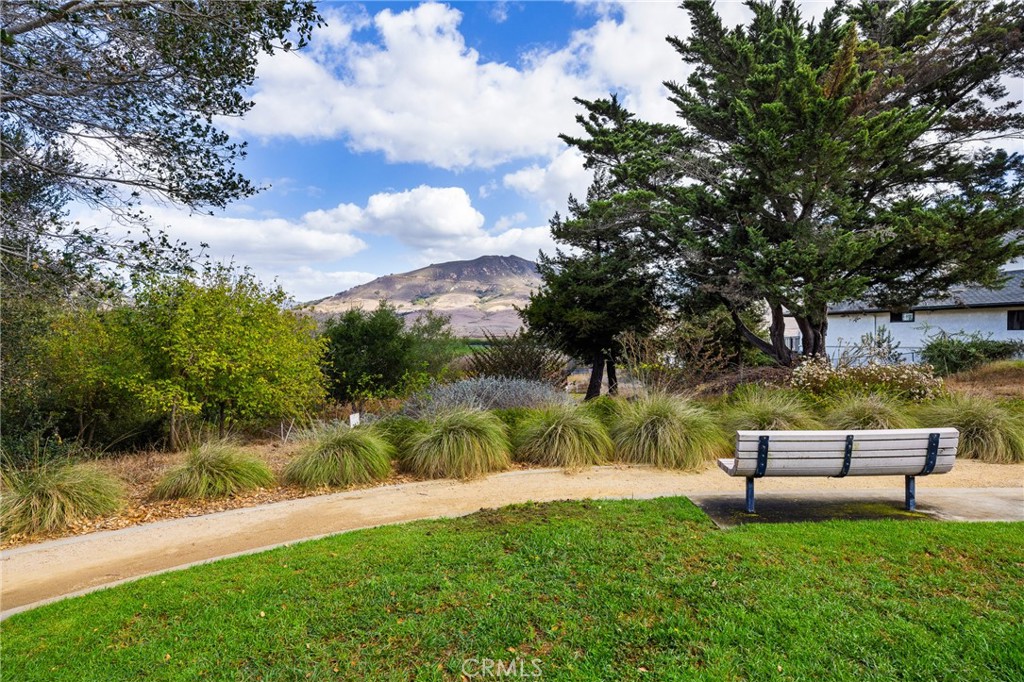 833 Escuela Ct, San Luis Obispo, CA 93405